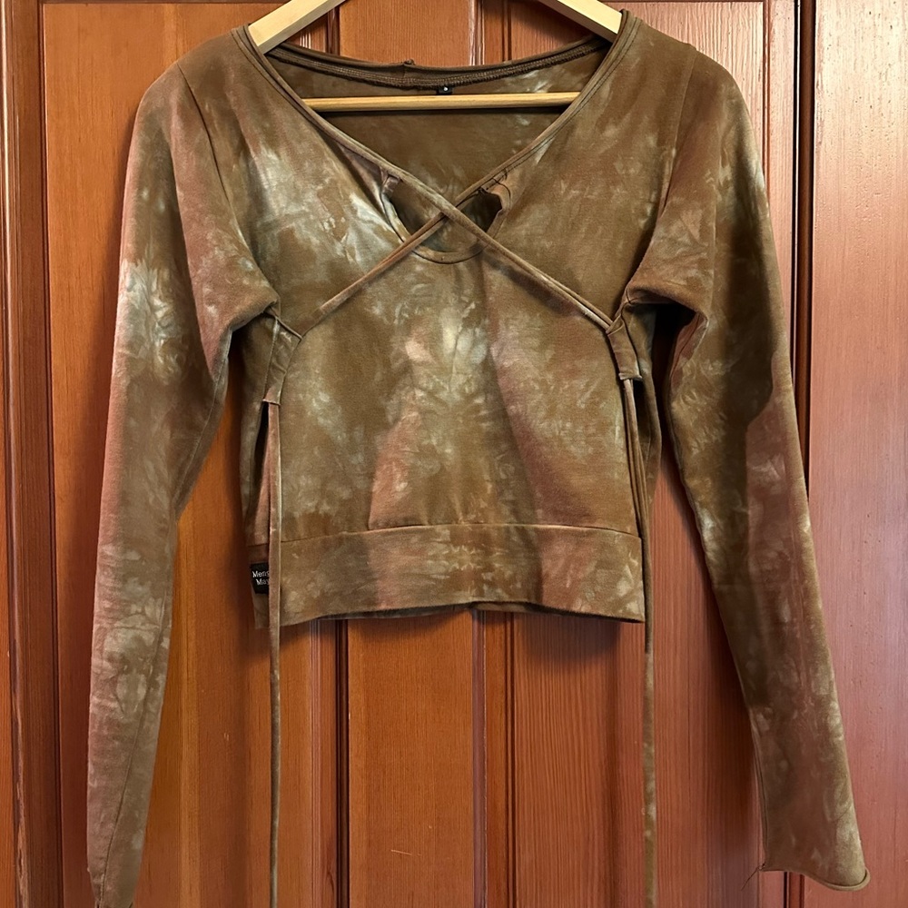 Mengi May crop top